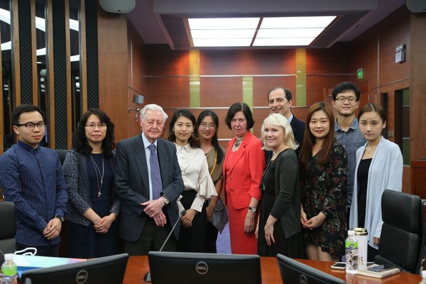 0406 Publishing 3